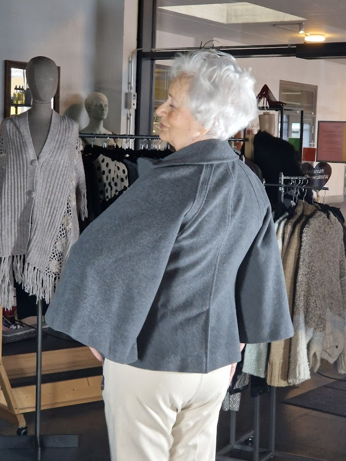 JACKE AUS MERINOWOLLE