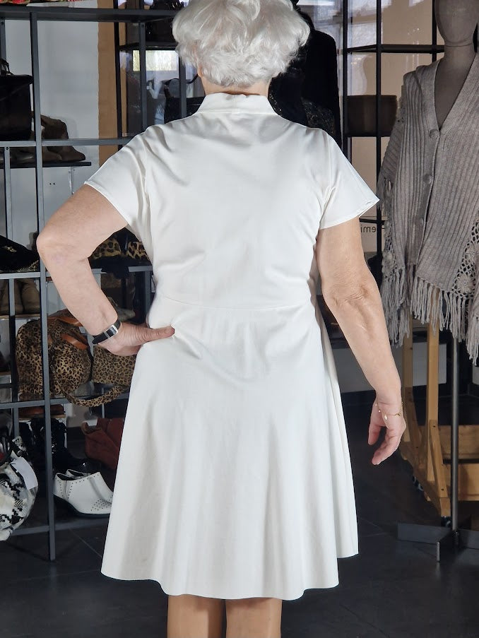 WEISSES SOMMERKLEID VON SUN SUN