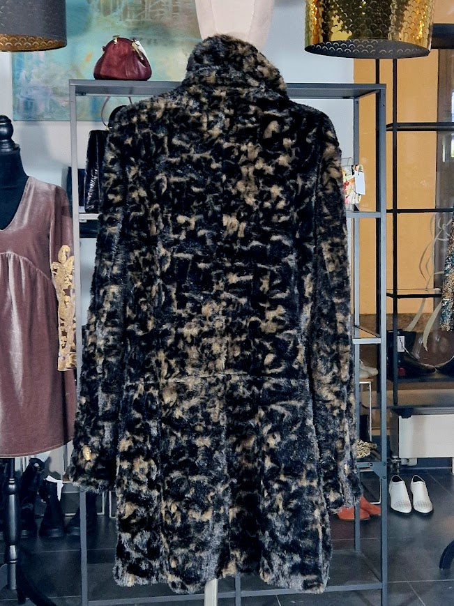 MANTE LKUNSTPELZ VON MODDISON