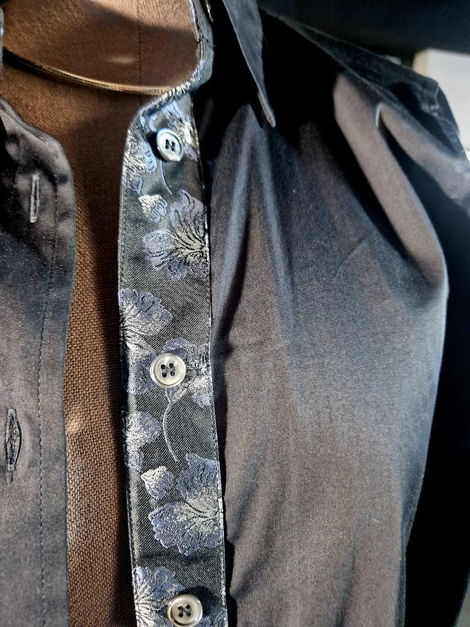 HEMDBLUSE VON CALIBAN