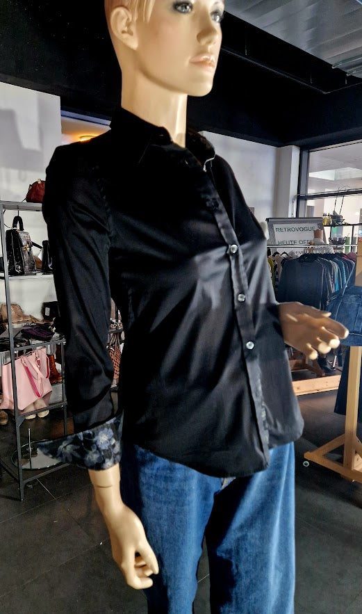 HEMDBLUSE VON CALIBAN